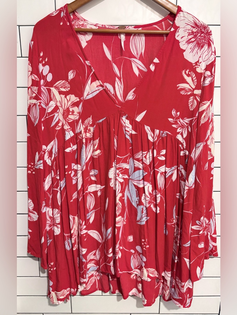 Free People Floral Top/ Mini Dress Red with White Print L - Picture 4 of 8